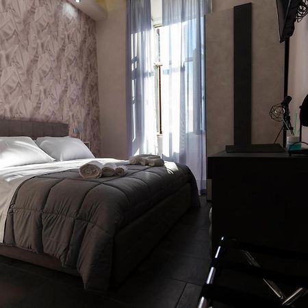 Julia Luxury Suite โรม ภายนอก รูปภาพ