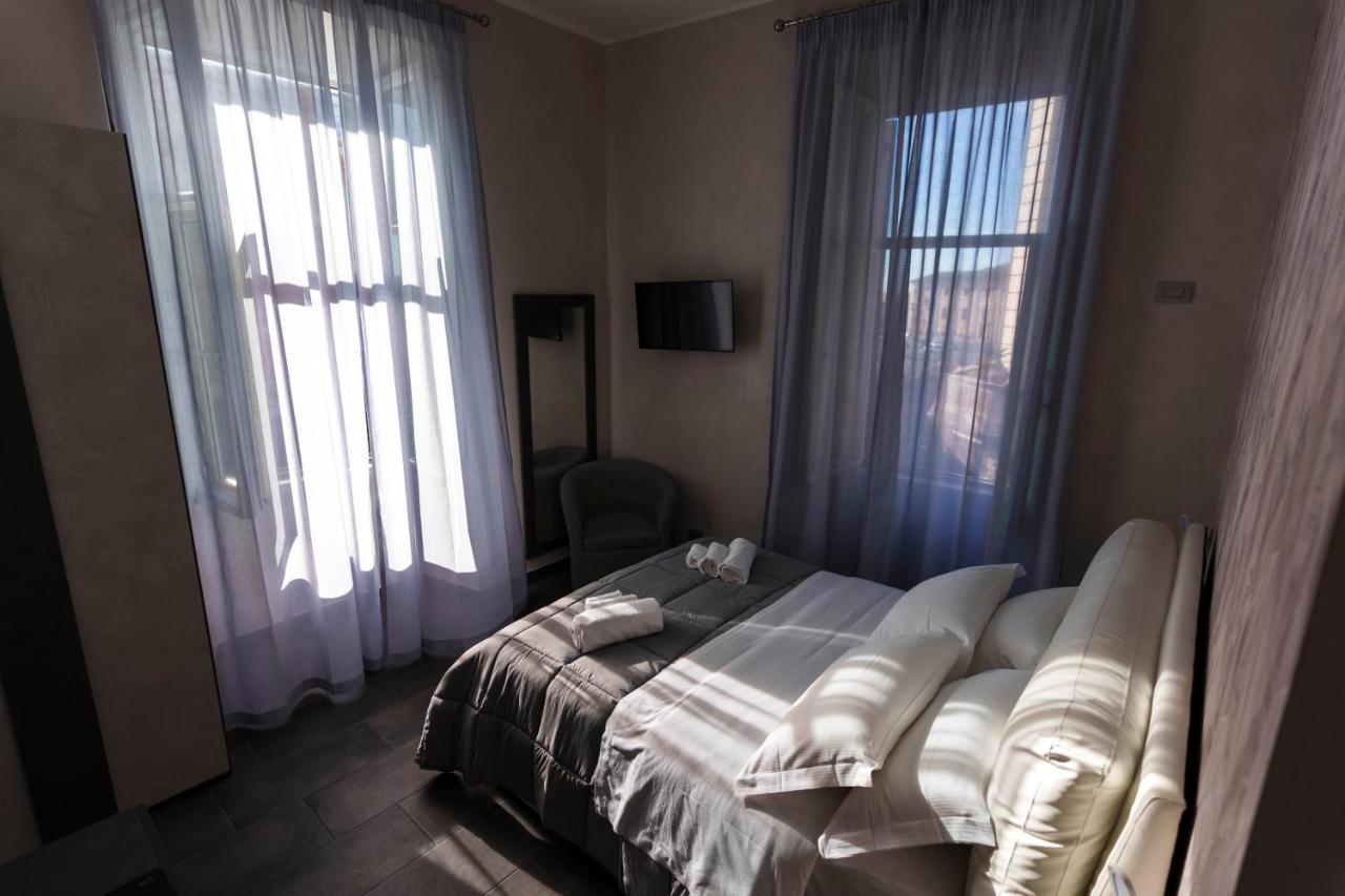 Julia Luxury Suite โรม ภายนอก รูปภาพ