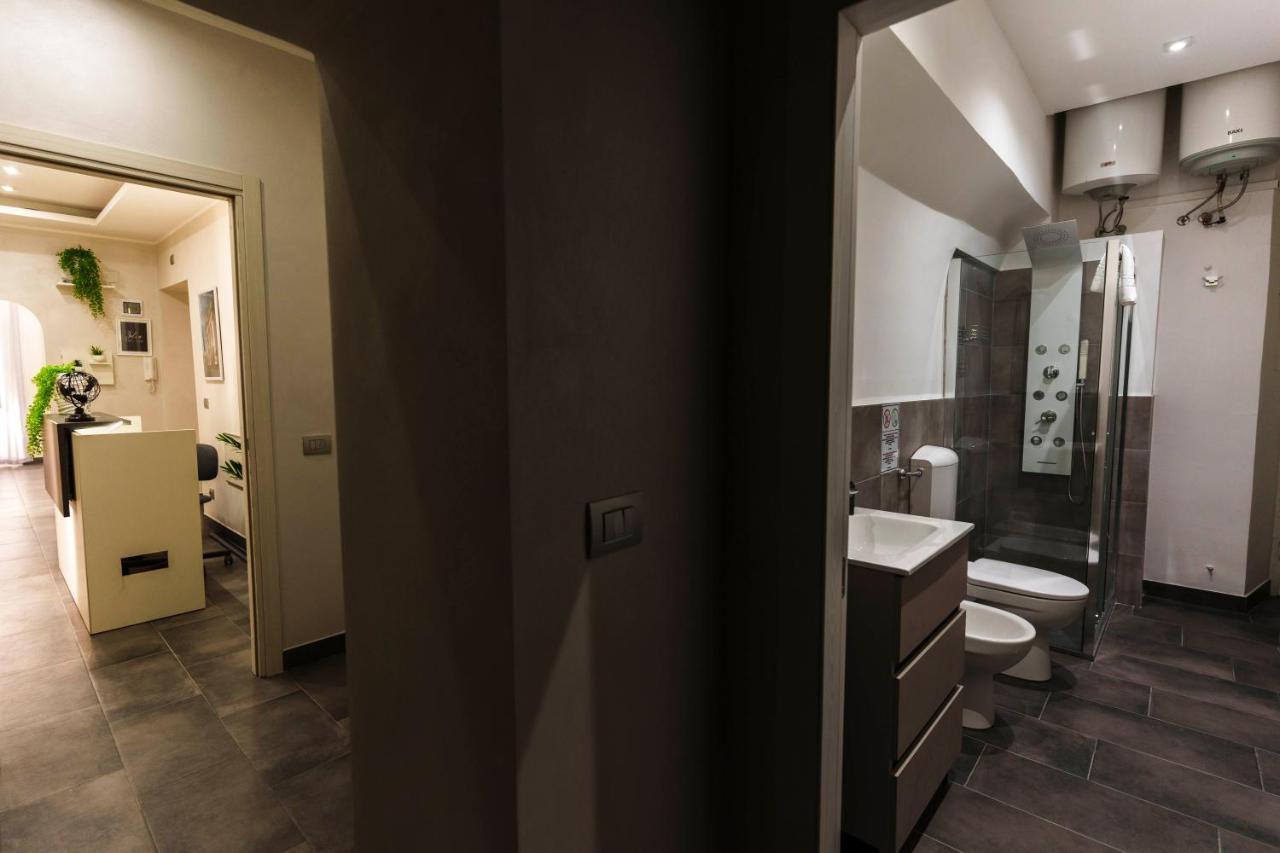 Julia Luxury Suite โรม ภายนอก รูปภาพ