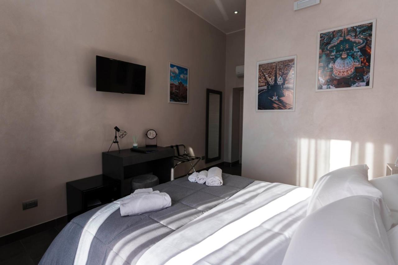 Julia Luxury Suite โรม ภายนอก รูปภาพ