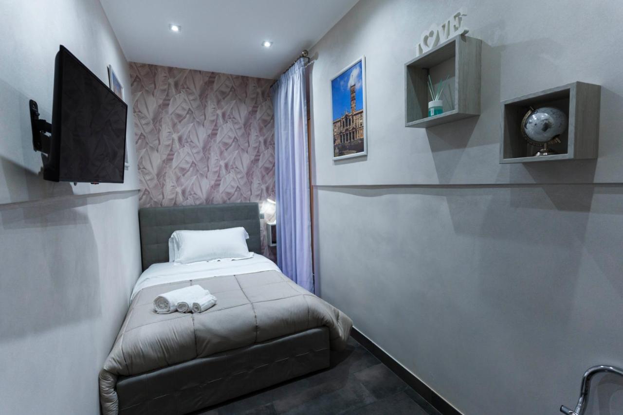 Julia Luxury Suite โรม ภายนอก รูปภาพ