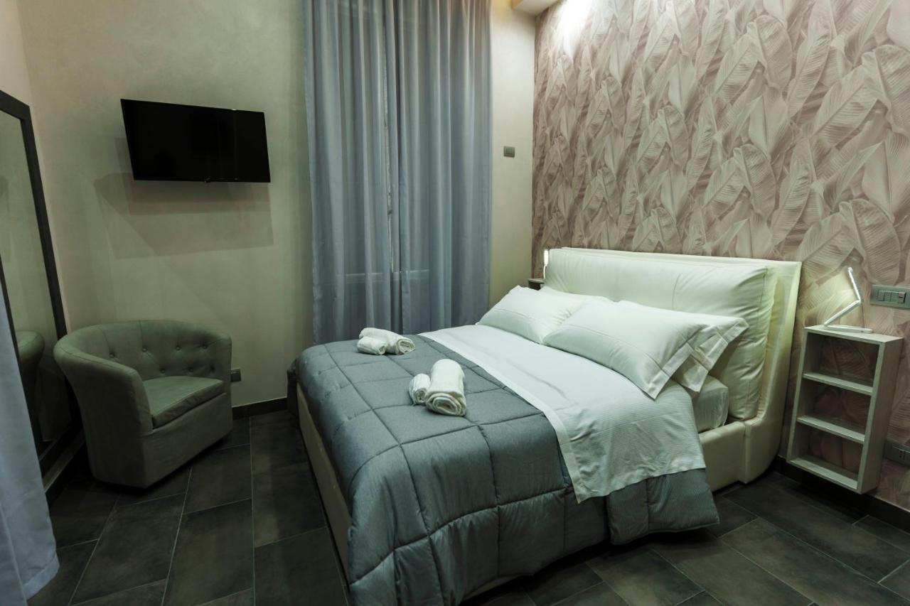 Julia Luxury Suite โรม ภายนอก รูปภาพ
