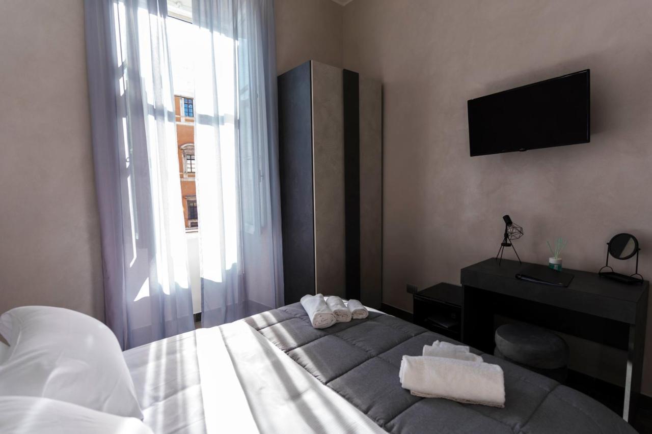 Julia Luxury Suite โรม ภายนอก รูปภาพ