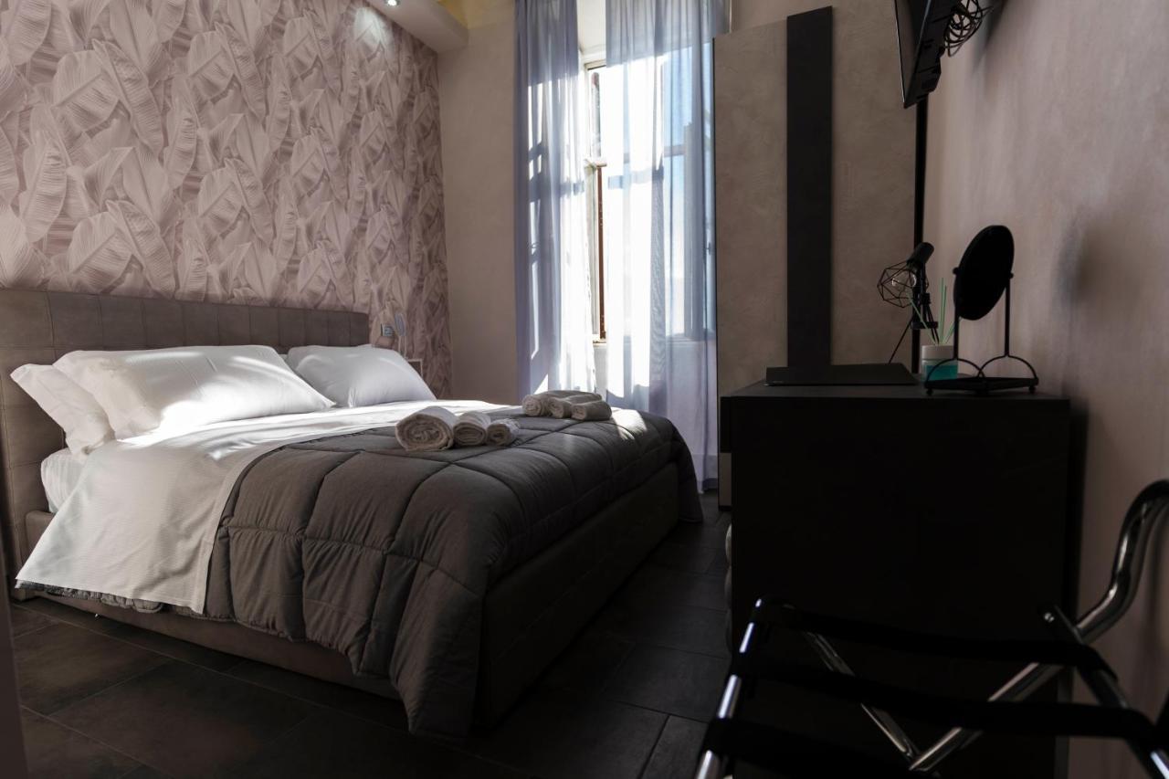Julia Luxury Suite โรม ภายนอก รูปภาพ